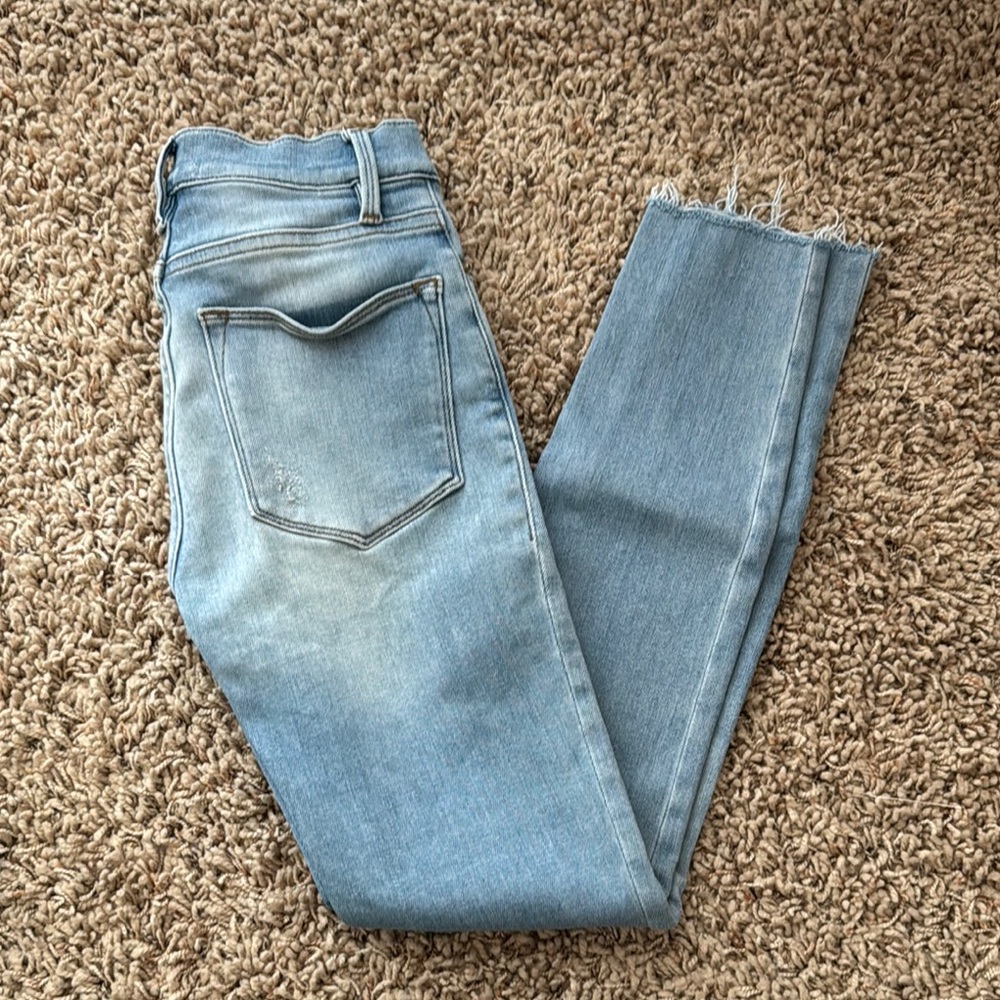 Frame Denim Blue le high skinny jeans